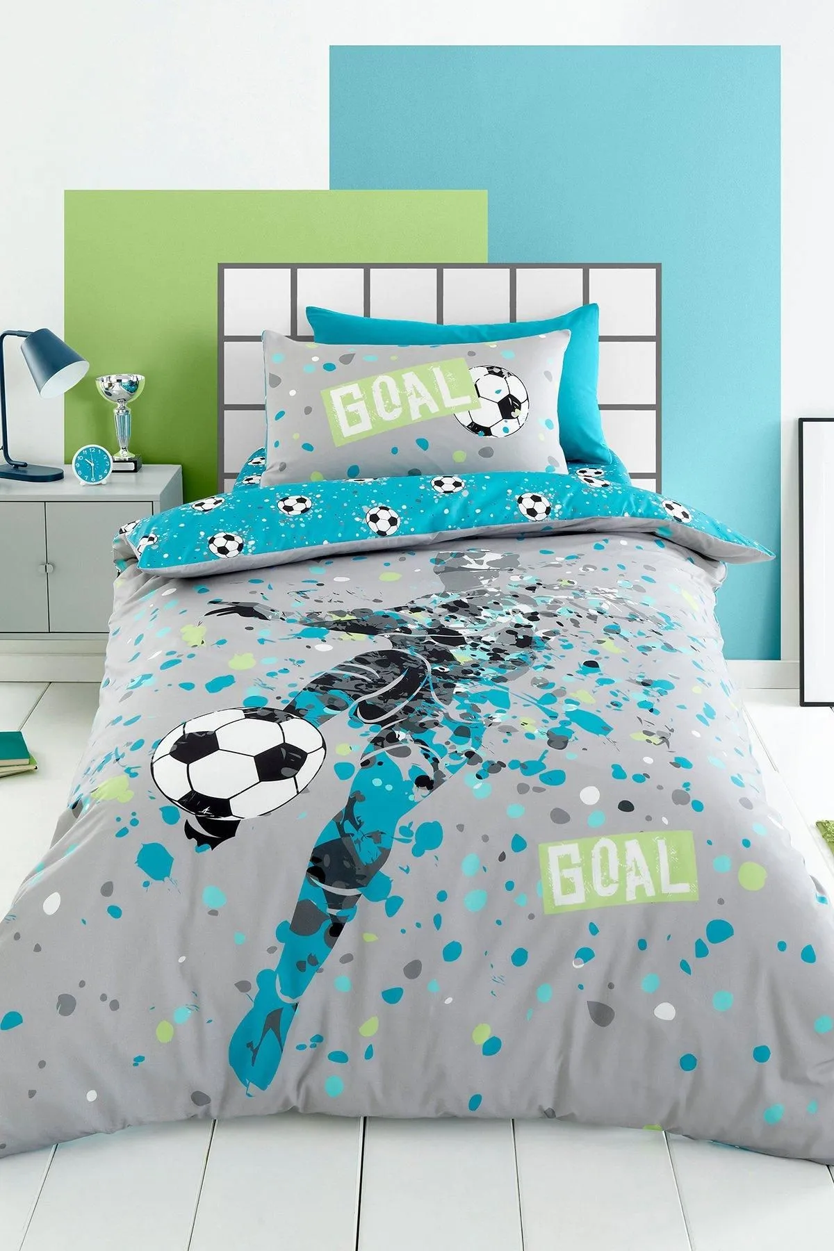 Bedlam 'Goal' Reversible Duvet Cover Set in Grey