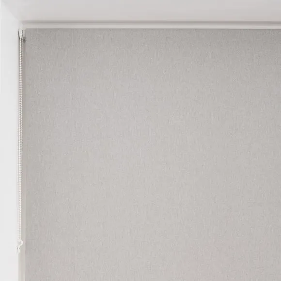 Luna Blackout Roller Blind 5