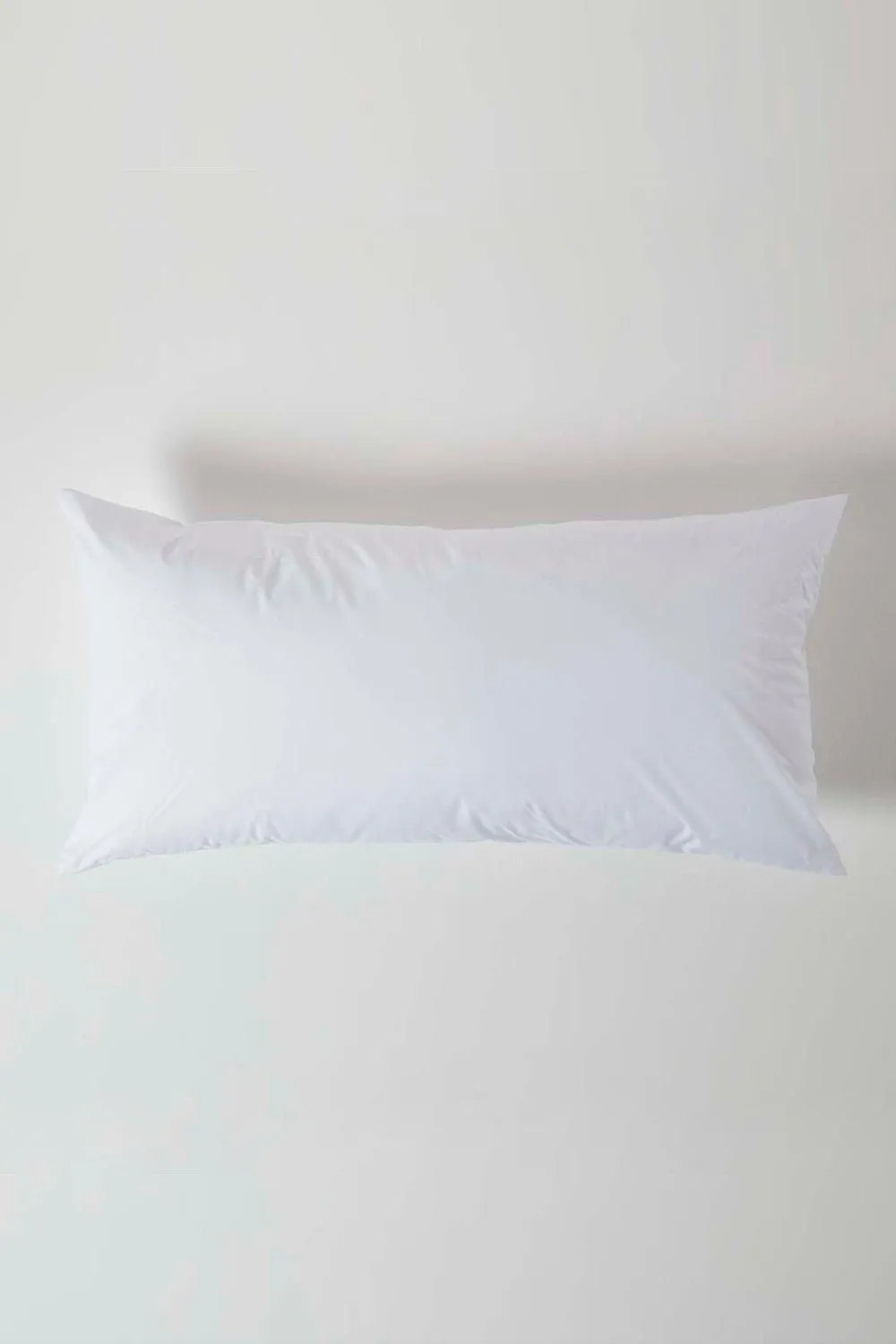 Homescapes Waterproof Pillow Protectors King Size, Pack of 4 in White 5