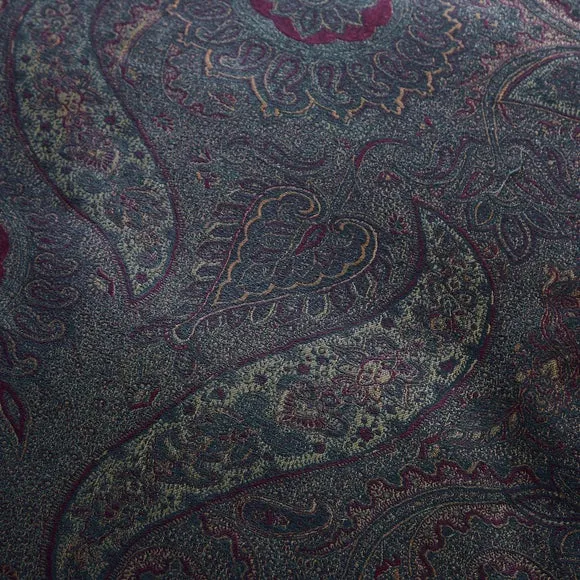 Dorma Paisley Jacquard Damson Duvet Cover and Pillowcase Set 3