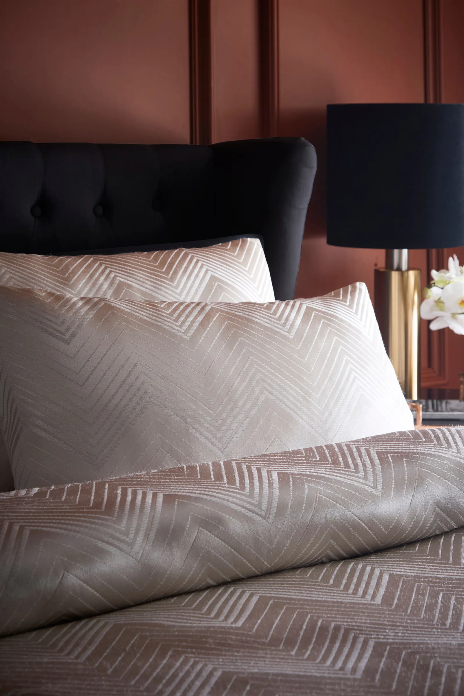 Laurence Llewelyn-Bowen 'Cocktail' Geometric Jacquard Duvet Cover Set in Ivory 2