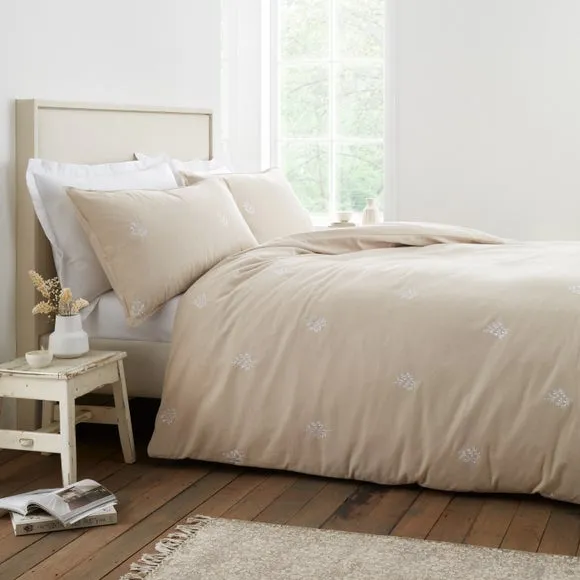 Bianca Fine Linens Embroidery Leaf 100% Brushed Cotton Duvet Cover & Pillowcase Set