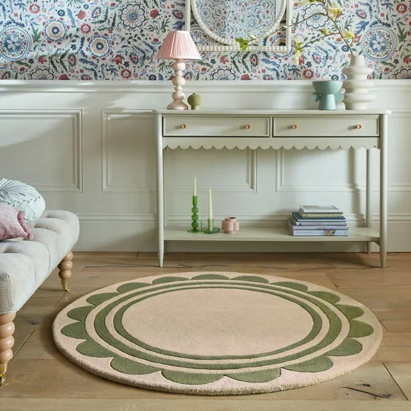Lois Scallop Border Wool Circle Rug 1
