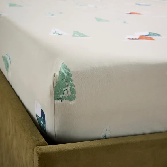 Ski Scene Fitted Sheet 2