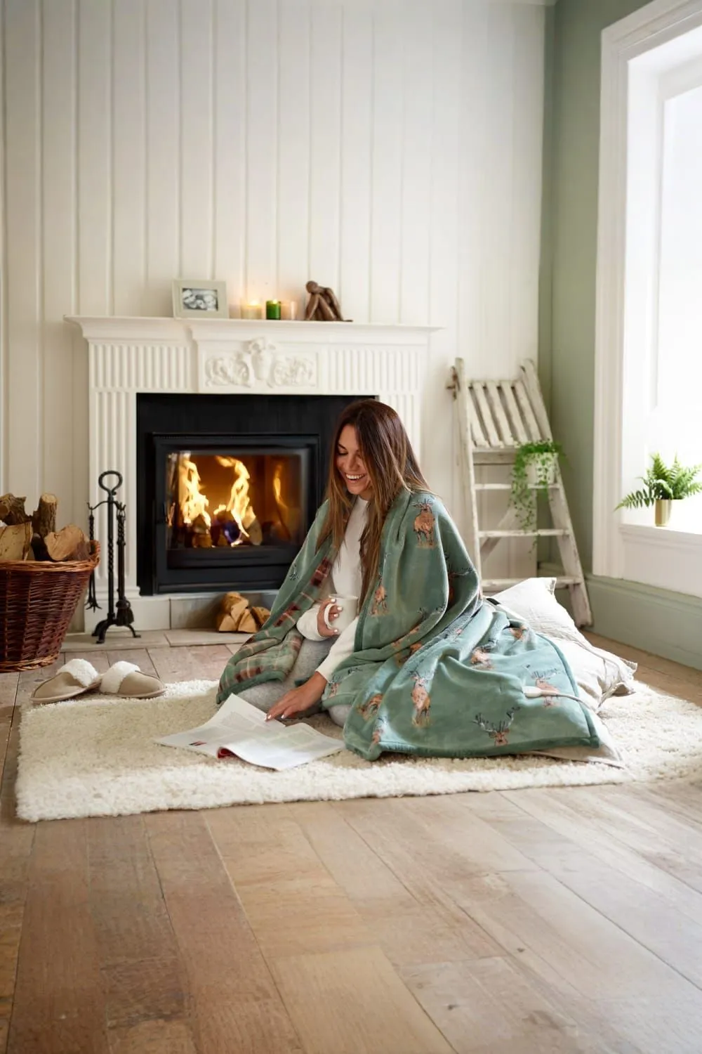 The Lyndon Company Highland Fell Heated Throw - 140x180cm Soft Green Blanket
