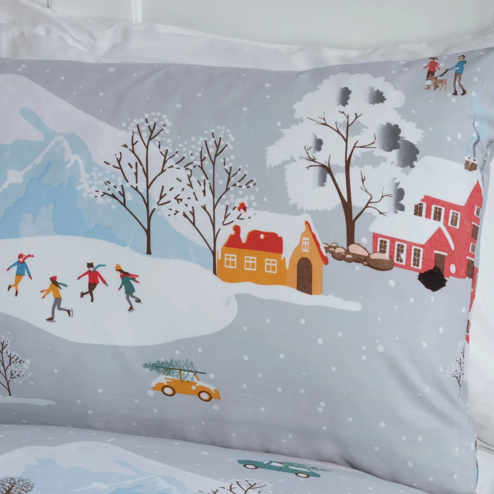 Rapport Home Winter Town Polycotton Duvet Cover Set With Pillowcase in Silver 3