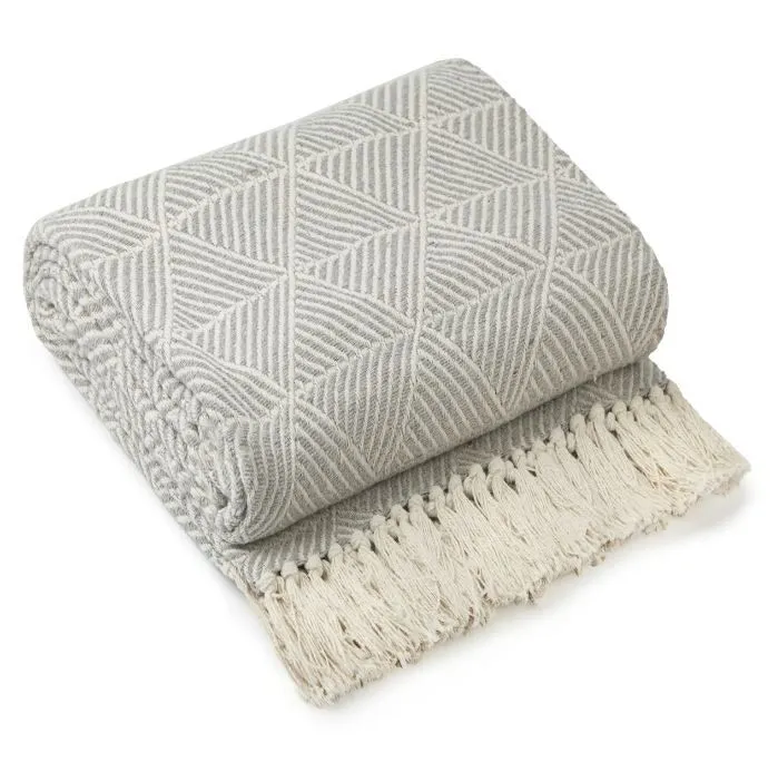 New Edge Blinds NewEdgeBlinds Geo Diamond Collection Recycled Cotton Throw in Silver (90" x 100"), Grey