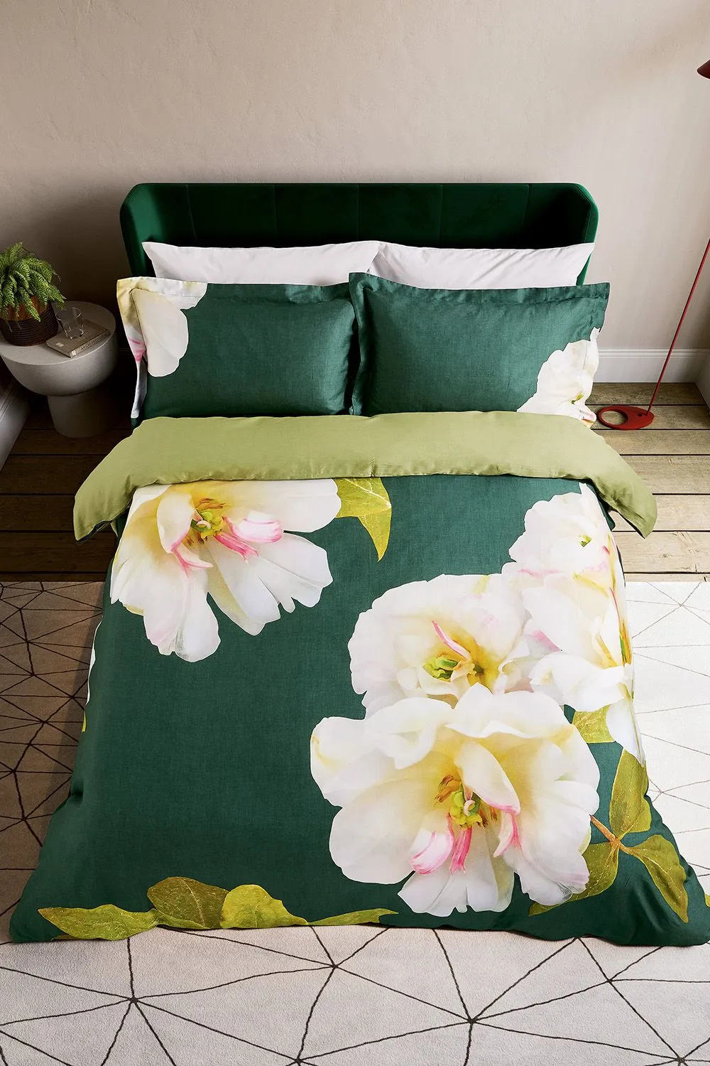 Ted Baker 'Gardenia' Cotton Duvet Cover Set in Green 4