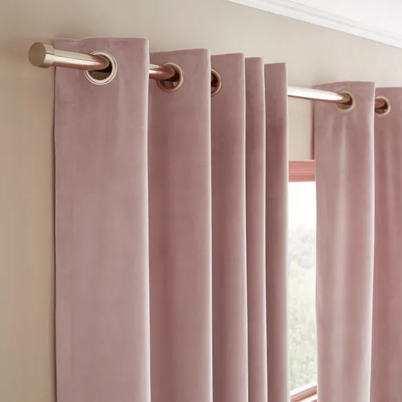 Luxe Velour Eyelet Curtains (Blackout Available) 1