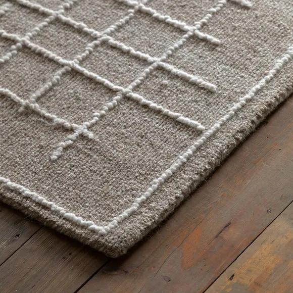 Cedar and Sage Fano Tufted Linear Rug 3
