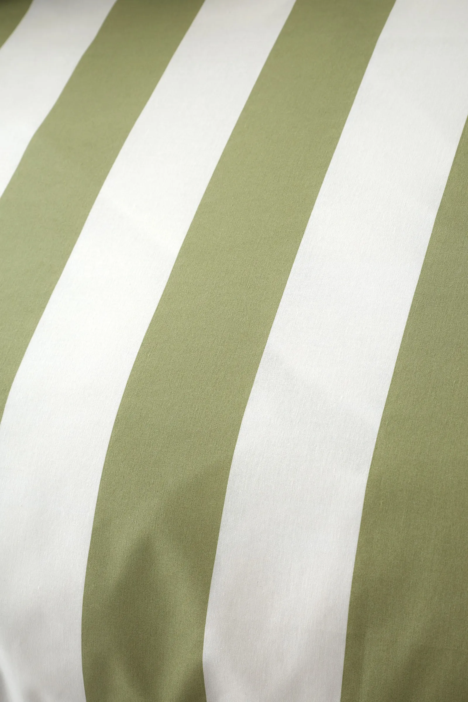 Catherine Lansfield 'Cove Stripe' Reversible Duvet Cover Set in Green 5