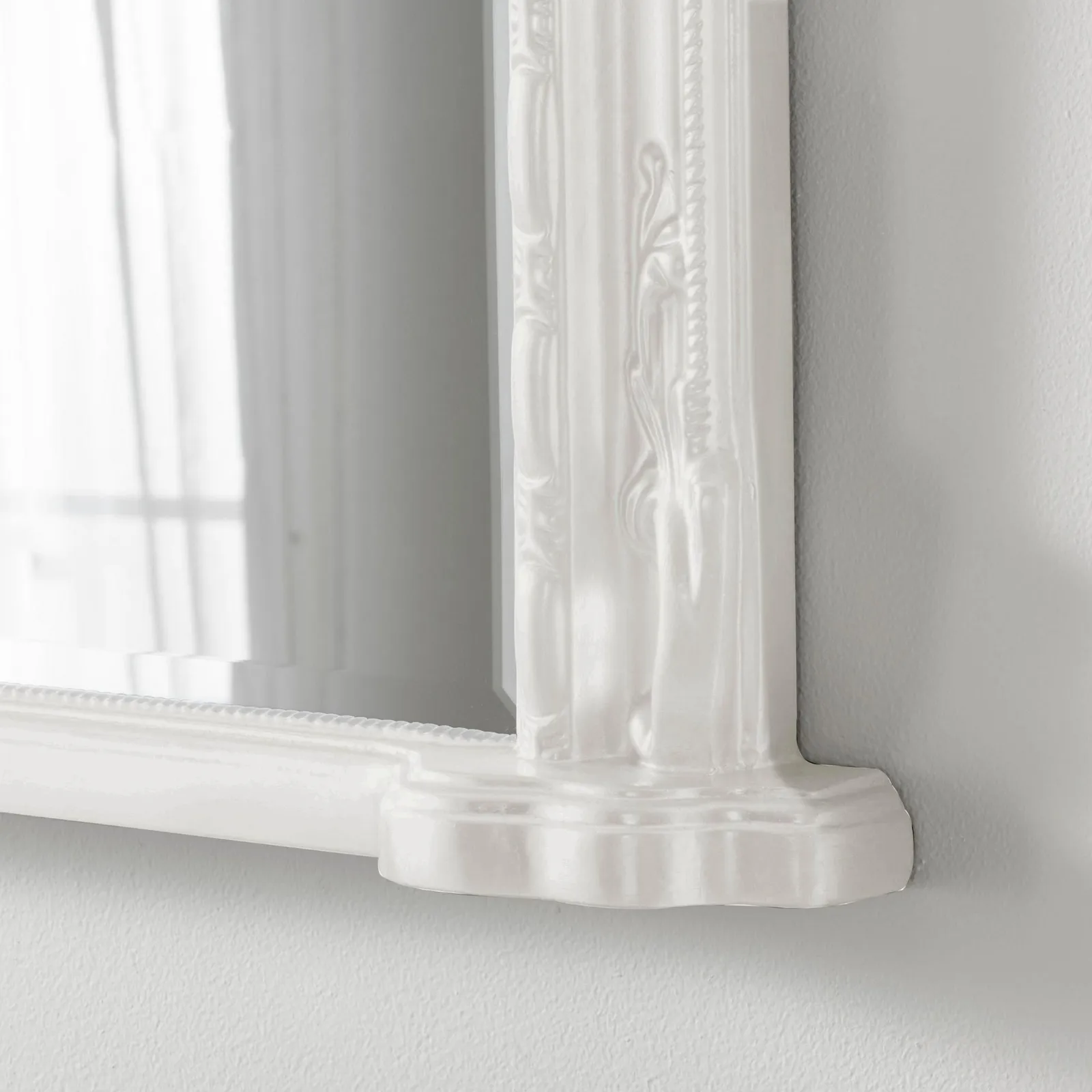 Yearn Mirrors Overmantle Mirror Arched 127(w) x 89cm(h) Victorian Mirror in White 3