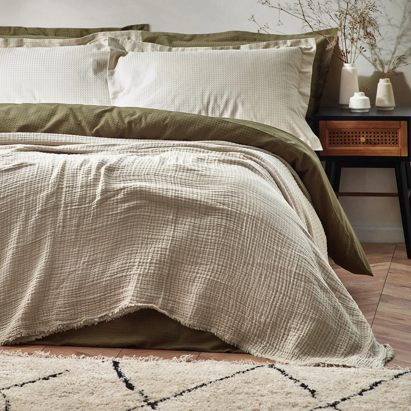 Yard Lark 100% Cotton Muslin Frayed Edge Throw in Natural