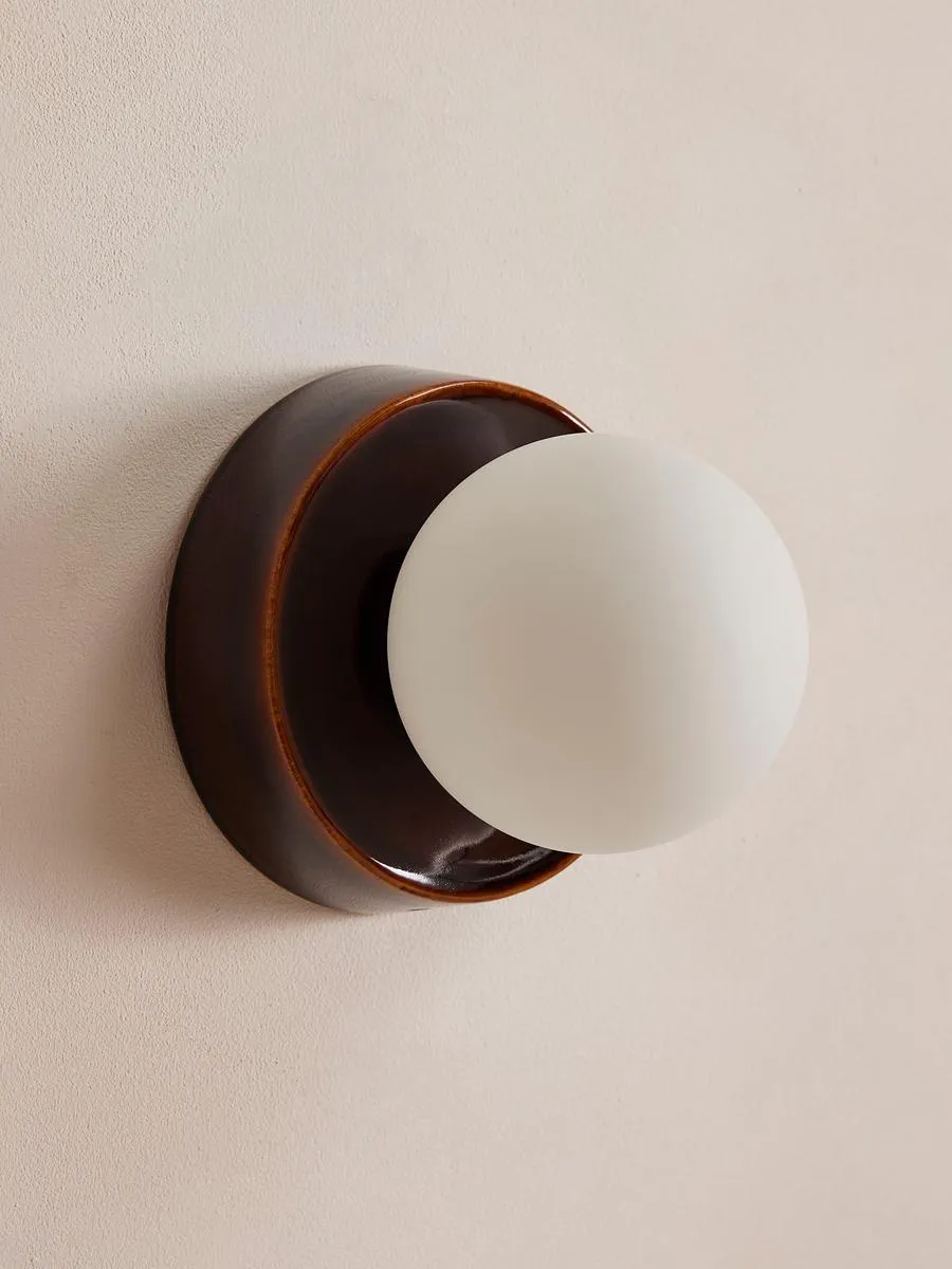Sophia Wall Light, Brown