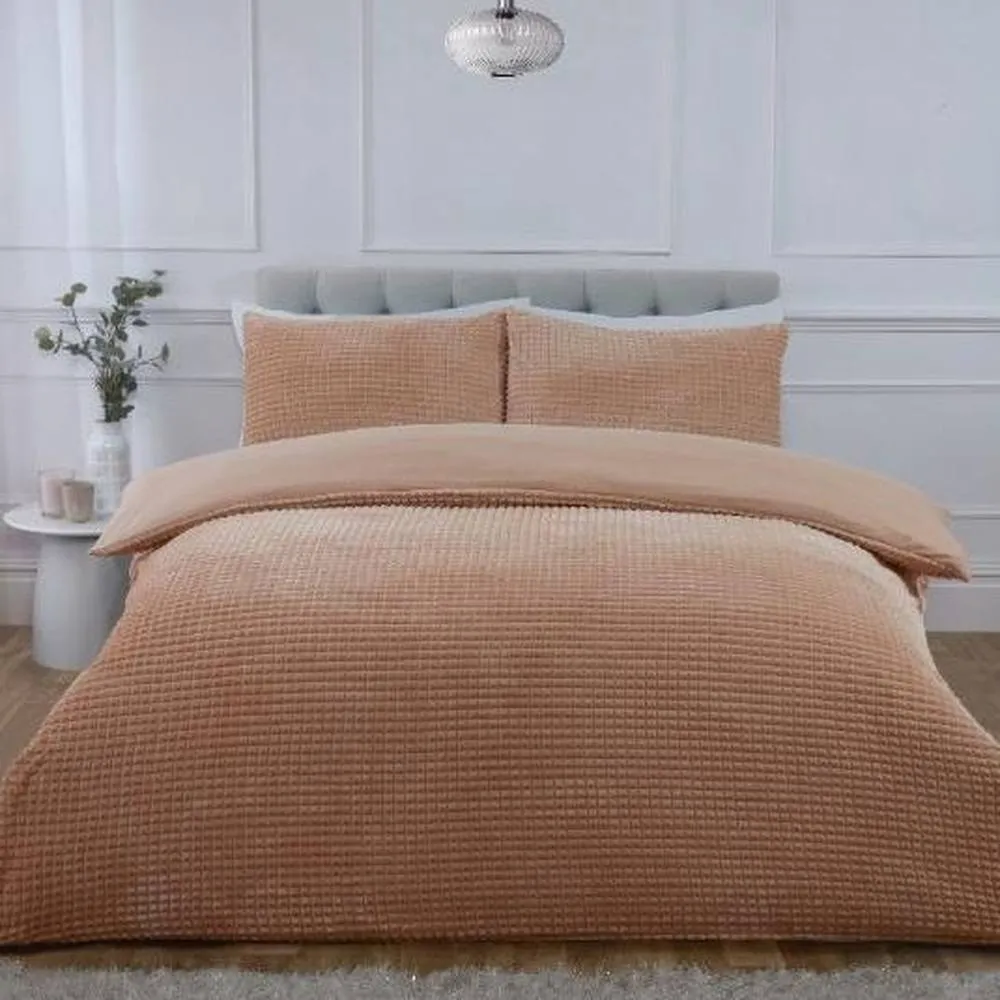 Rapport Home Luxury Waffle Teddy Polyester Fleece Duvet Cover Set with Pillowcase in Beige 1