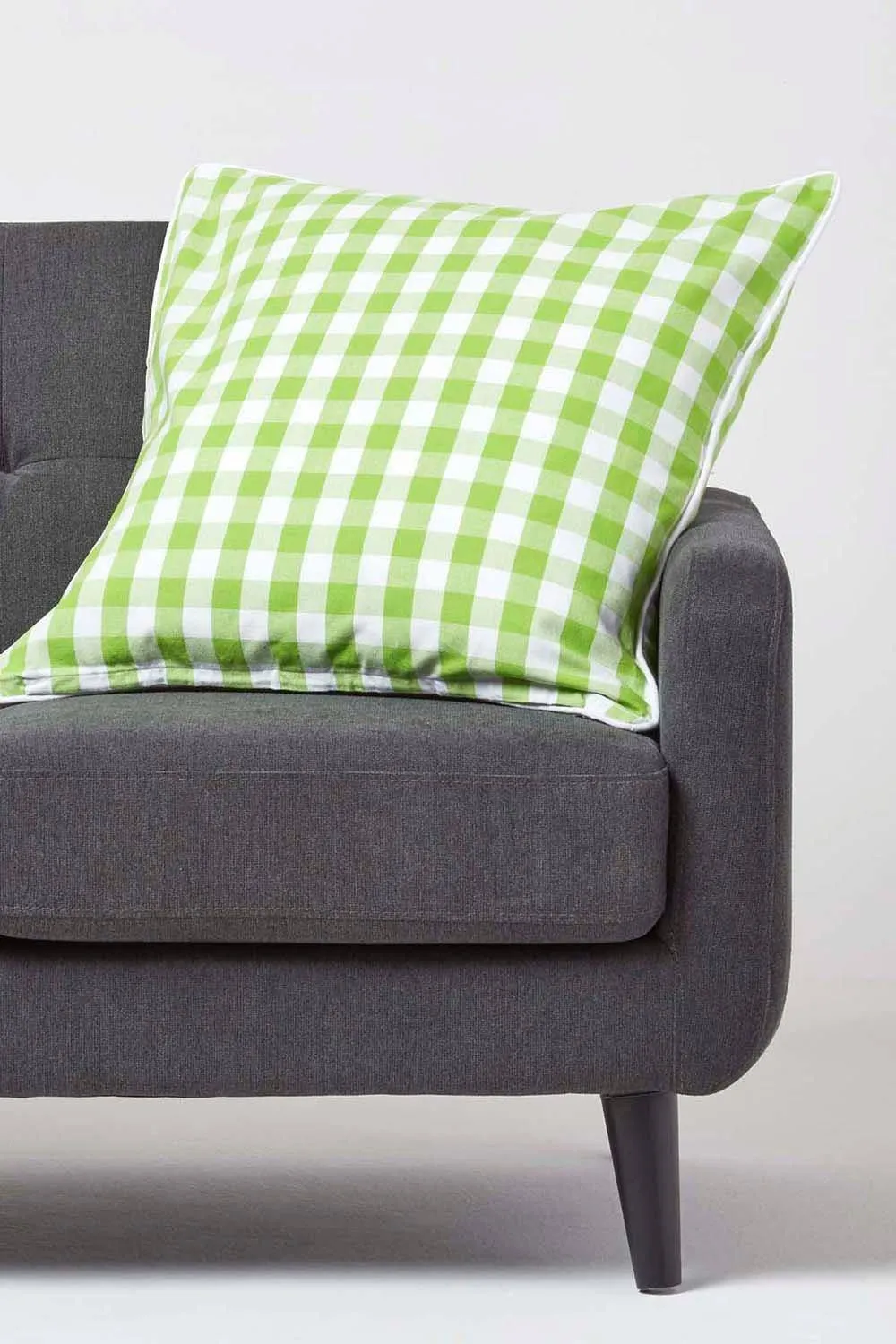 Homescapes Block Check Cotton Gingham Cushion Cover in Green 2
