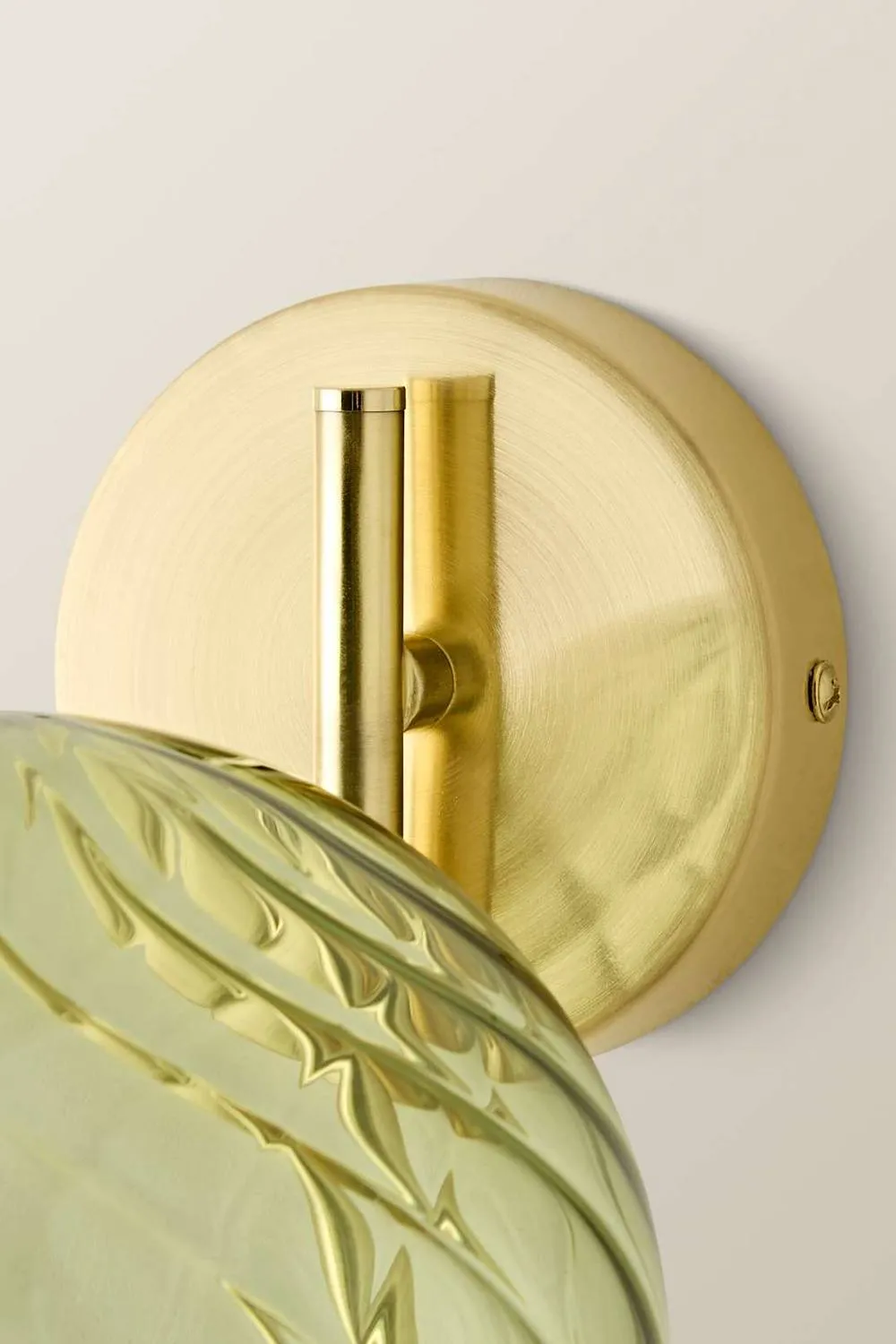 ValueLights Sydney Single Glass Swirl Shade Metal Wall Light Fitting & Bulb in Gold 5