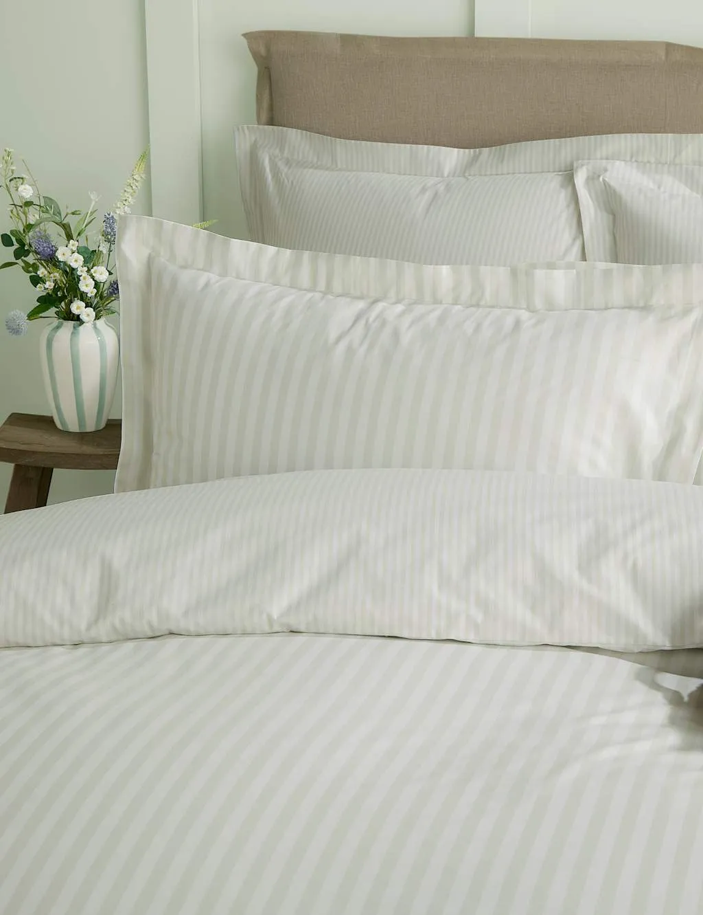 Sophie Allport 2 Pack Pure Cotton Uppingham Stripe Pillowcases White Mix