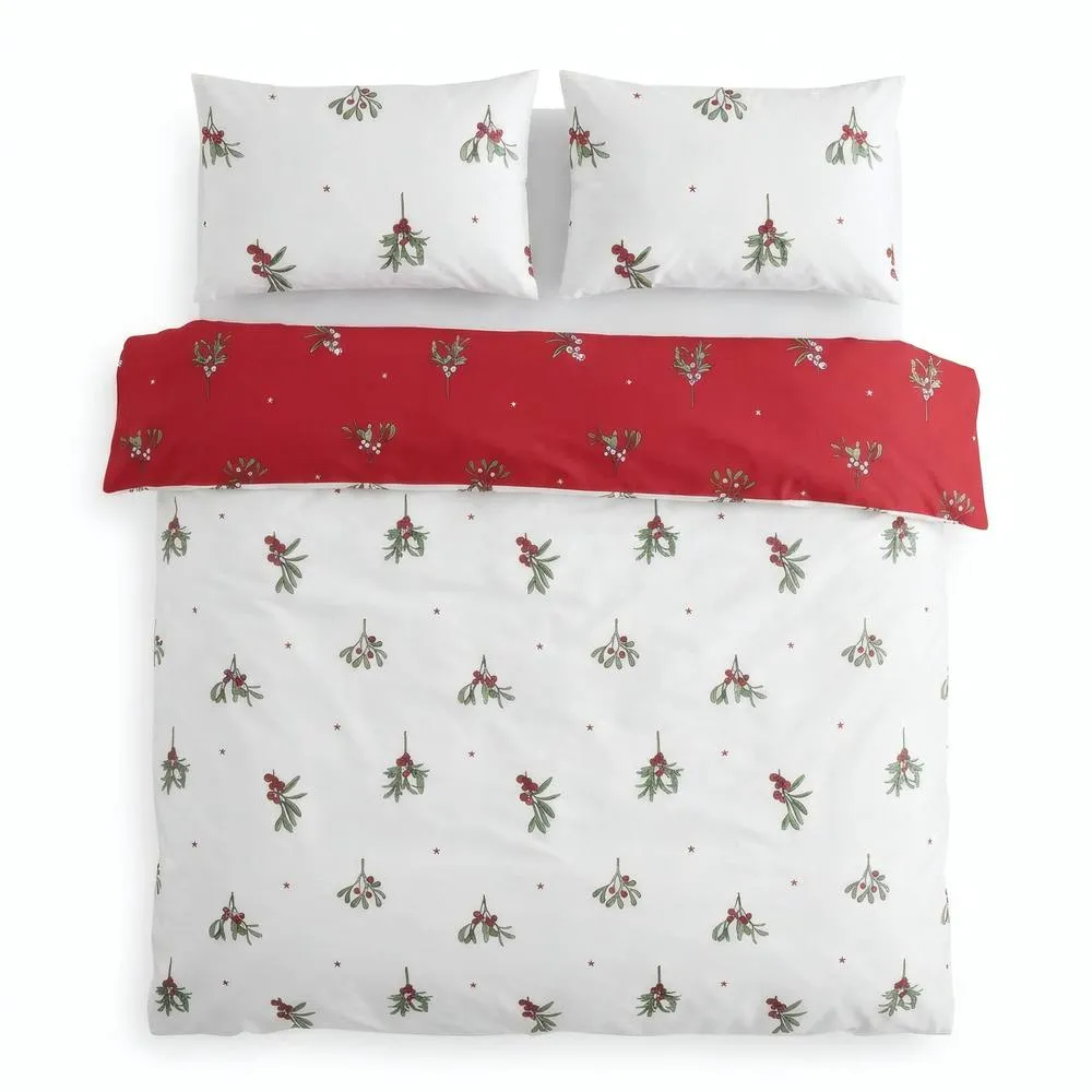 Rapport Home Mistletoe Christmas Reversible Microfibre Duvet Cover Set & Pillowcase in Red 5