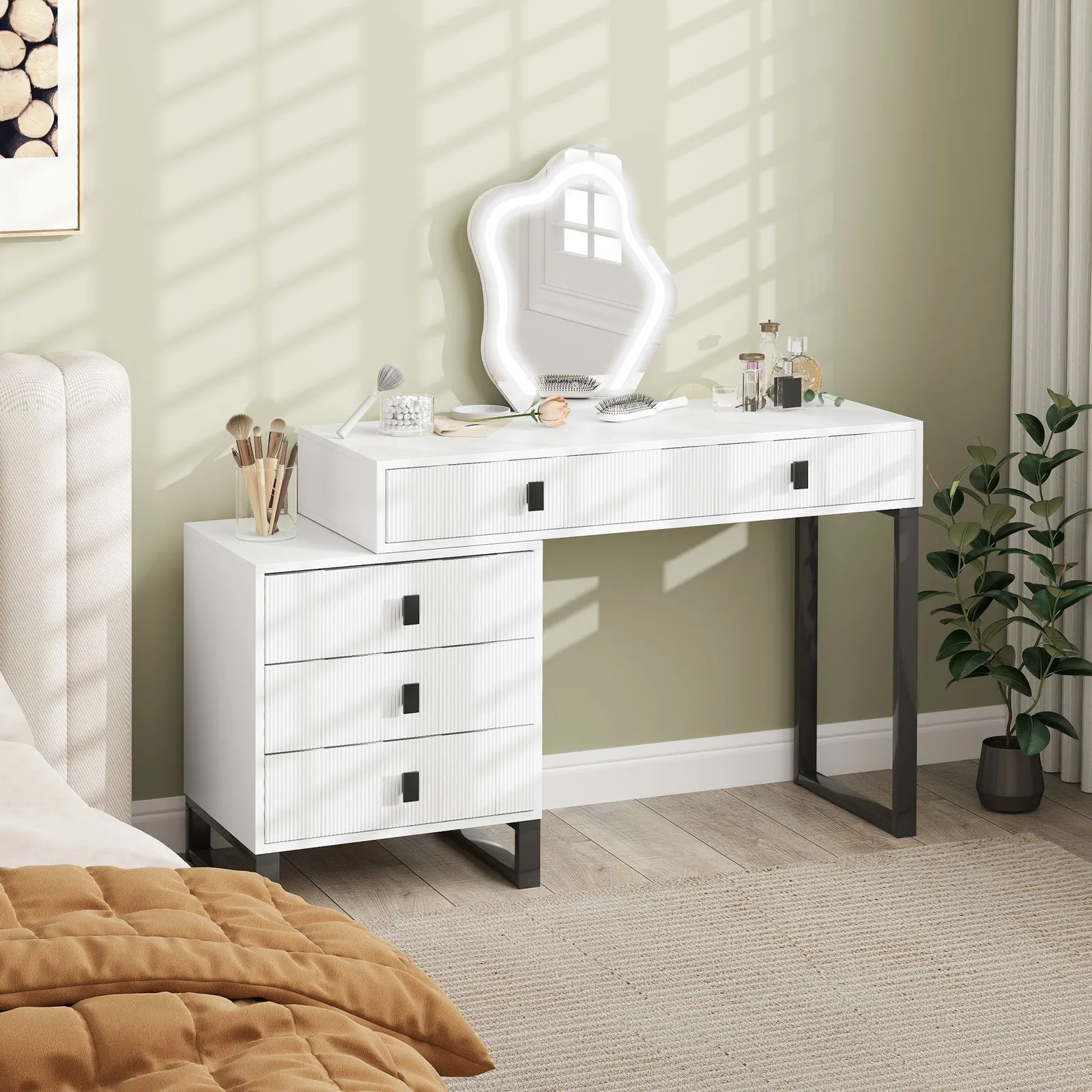 HOMCOM Dressing Table with LED Leaf Shape Mirror & 5 Drawers, White