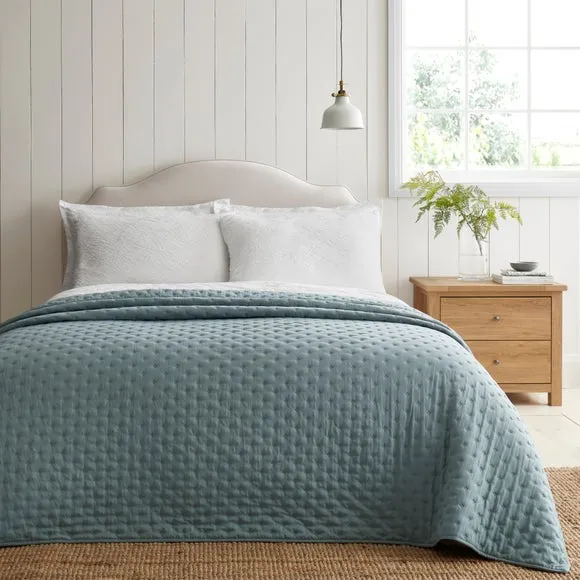 Berkeley Washed Bedpsread 1
