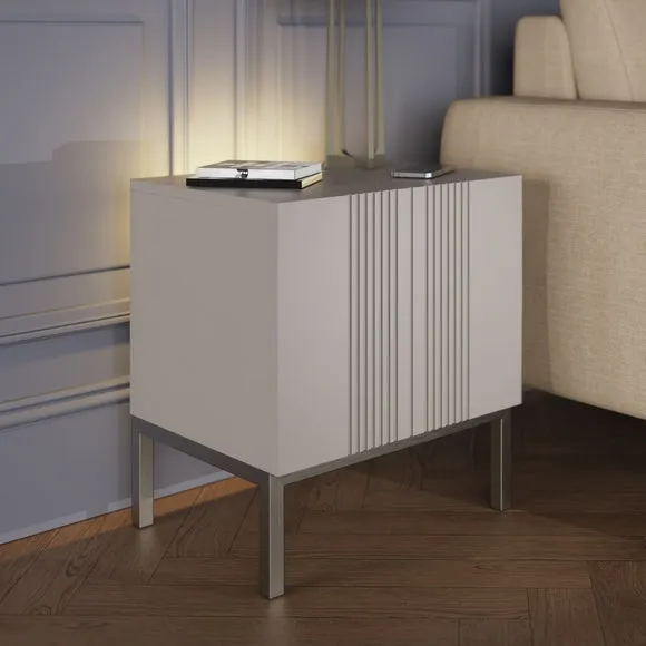Iona Lamp Table 1