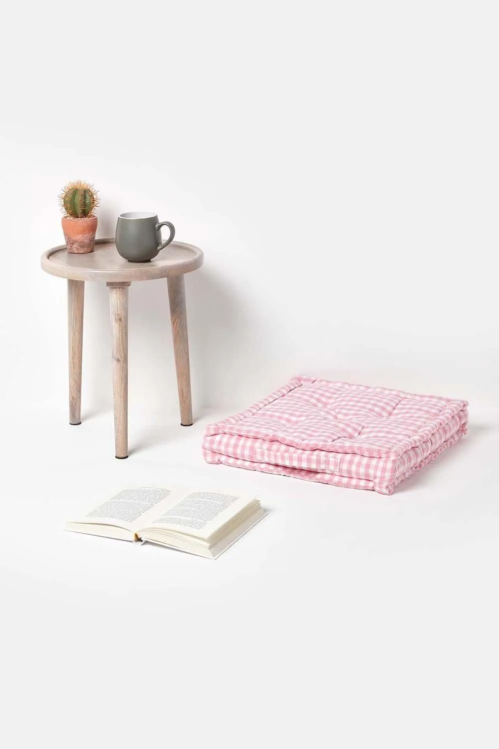 Homescapes Cotton Gingham Check Floor Cushion in Pink 2