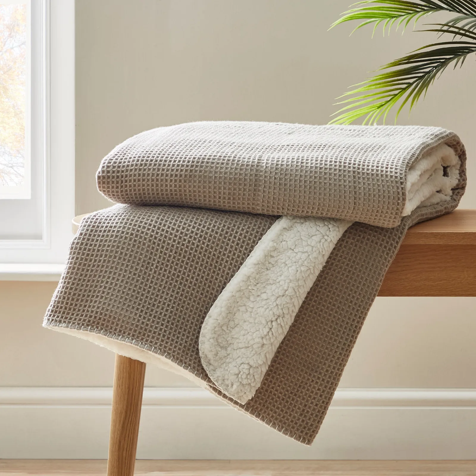 Waffle Sherpa Grey Throw Grey