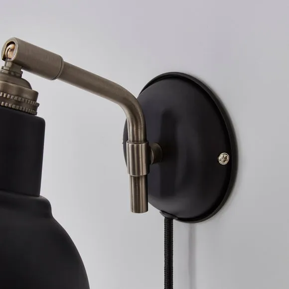 Bradwell Plug In Wall Light 4