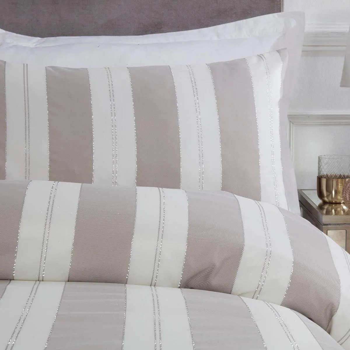 Smart Living Luxury Hotel Quality Lurex Stripe Jacquard Duvet Cover with Pillowcases in Camel 2