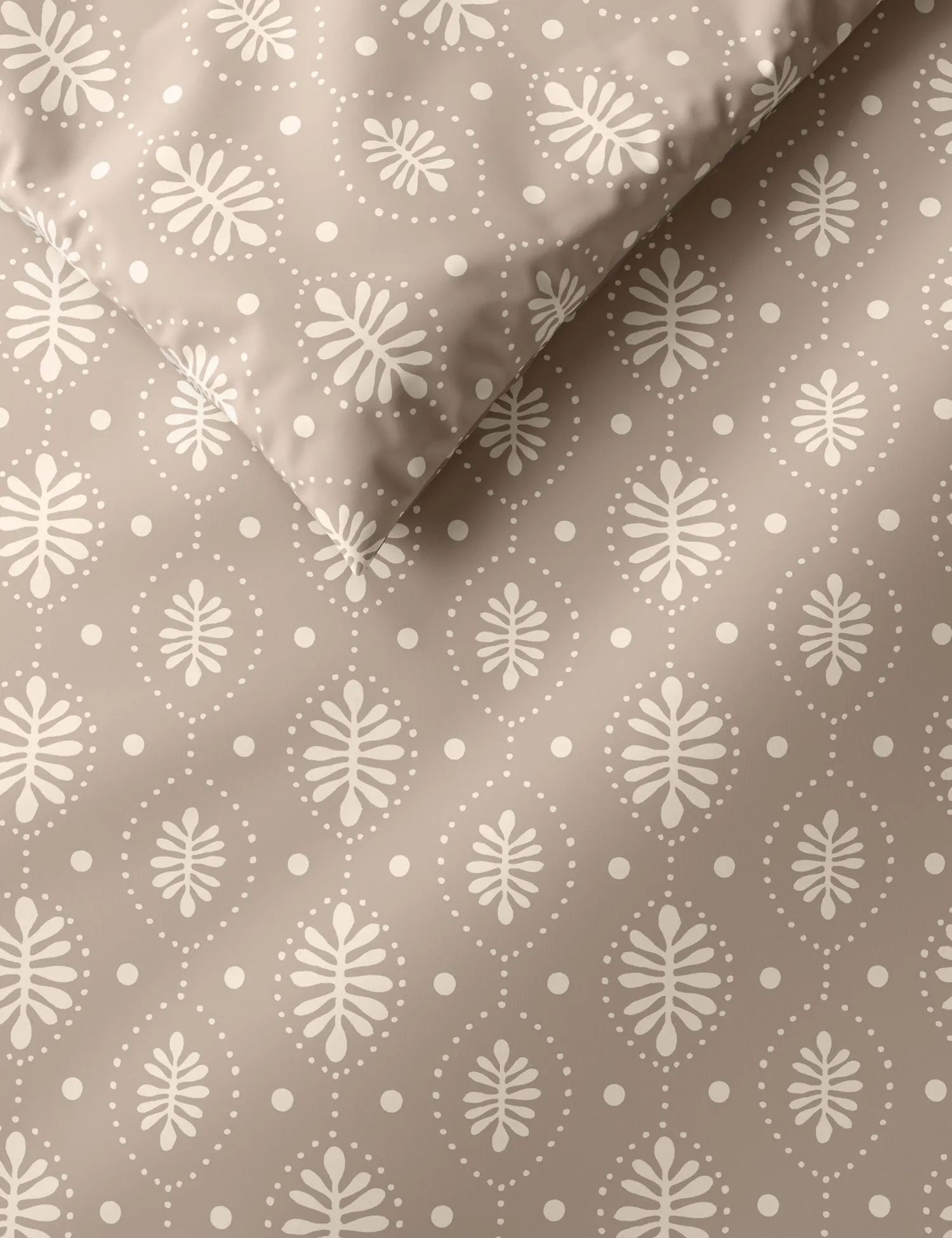 M&S Cotton Mix Leaf Geometric Bedding Set