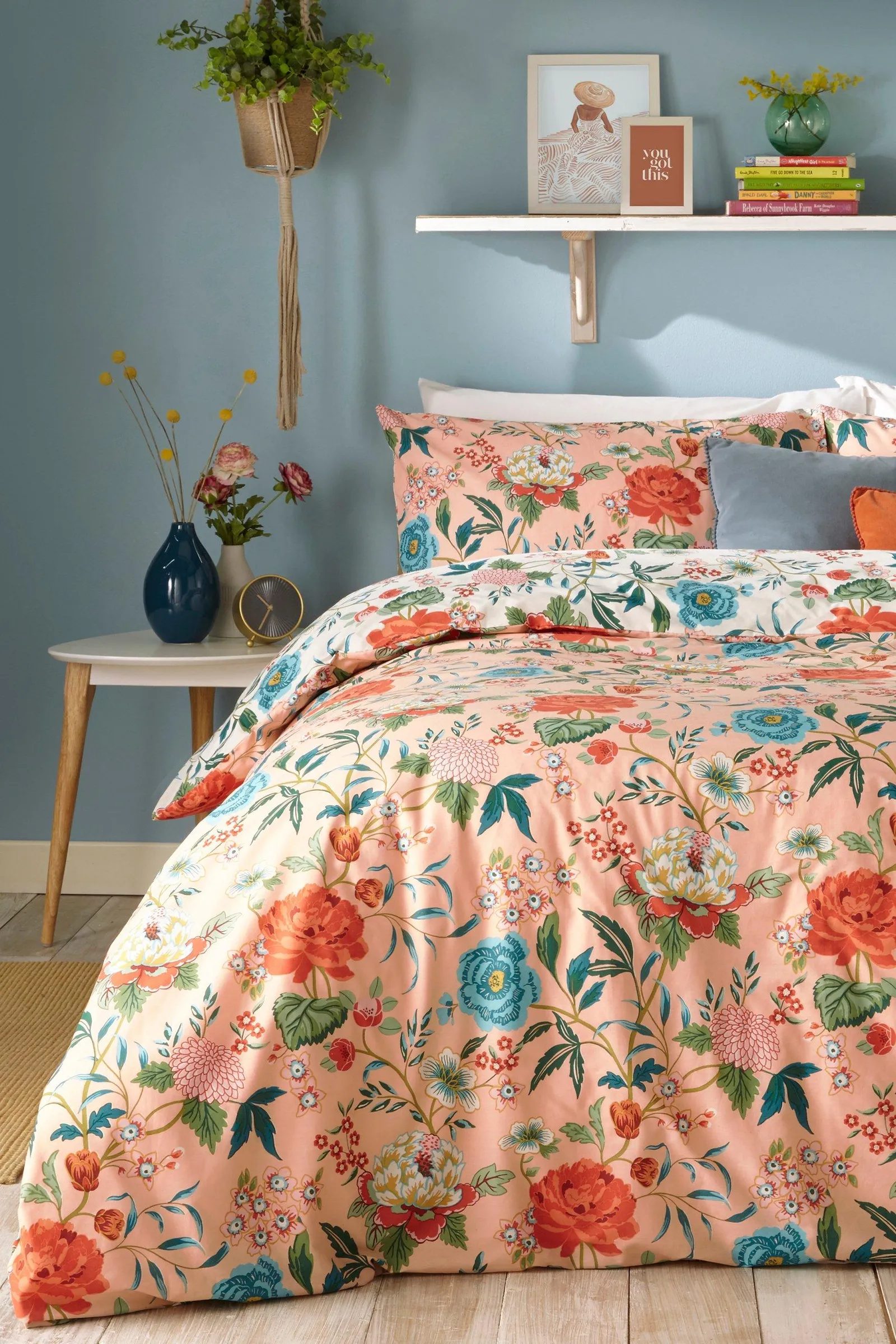 Azalea Super King Duvet Set