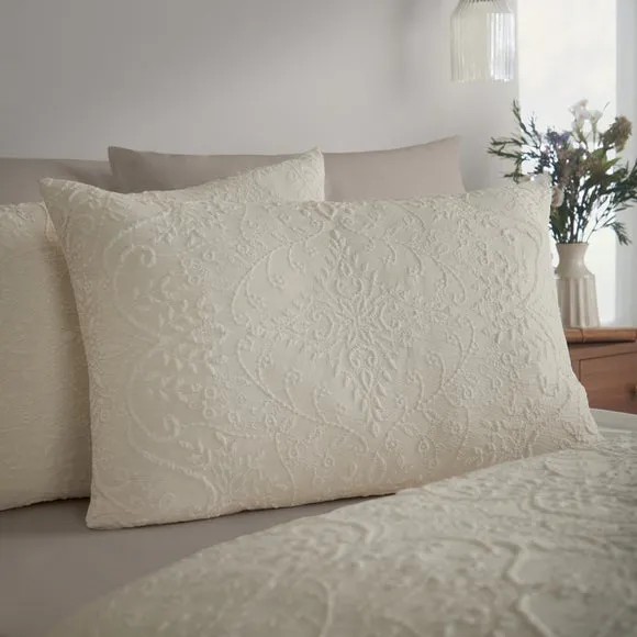 Catherine Lansfield Amelia Jacquard Duvet Cover & Pillowcase Set 3