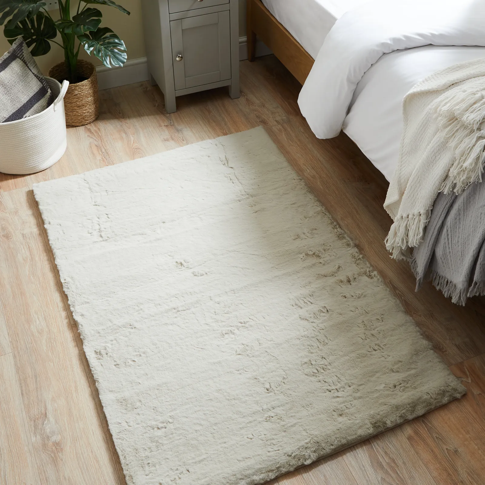 Faux Rabbit Fur Rug Natural