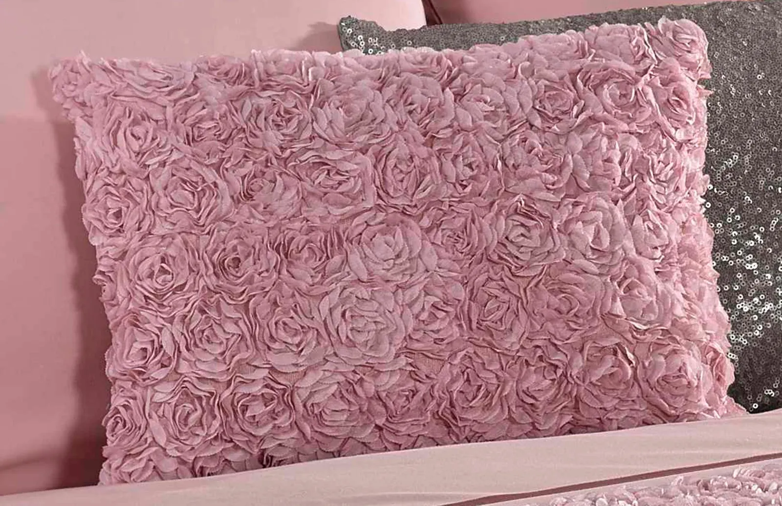 Rapport Home Limoges Boudoir Filled Cushion (50x30 cm) in Pink