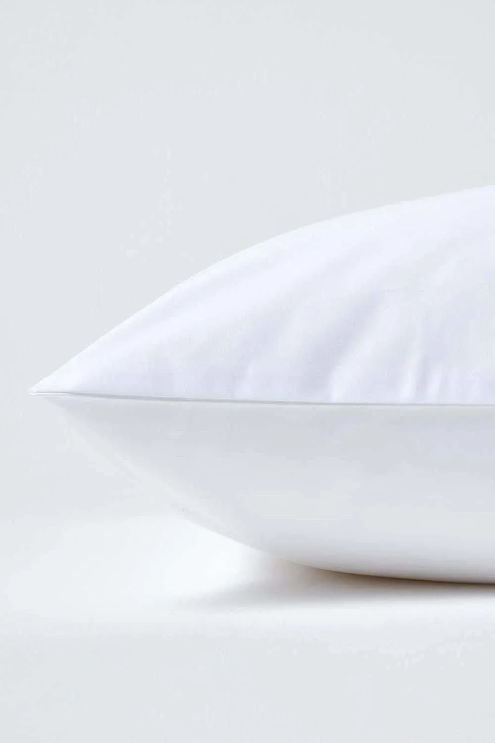 Homescapes Continental Egyptian Cotton Pillowcase 1000 TC, 60 x 60 cm in White 2