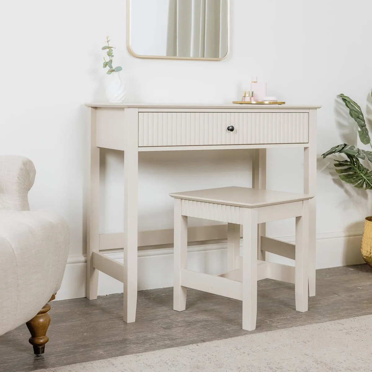 Melody Maison Dressing Table & Stool Set - Hales Taupe Range 6