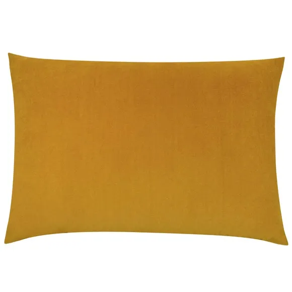 Furn. Contra Velvet Cushion 1
