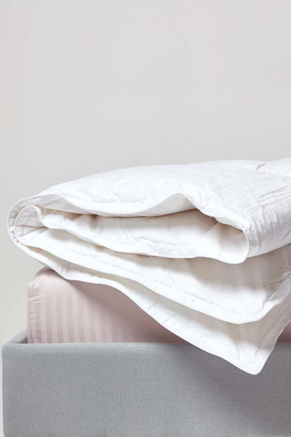 Homescapes Premium White Goose Down 10.5 Tog Autumn Duvet 2