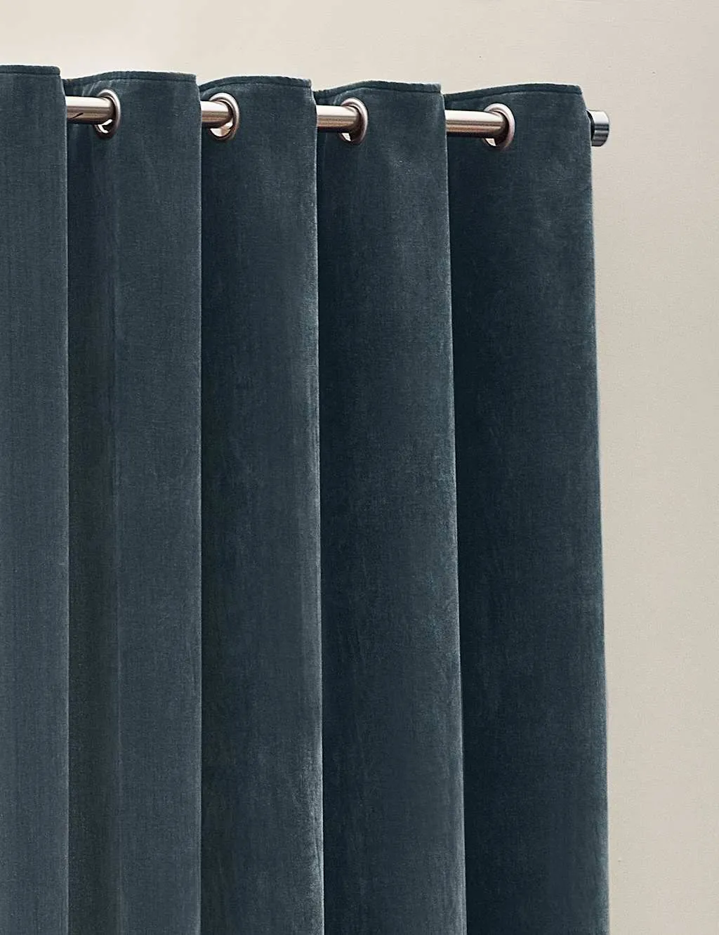 YARD Chenille Velvet Eyelet Curtains Blue