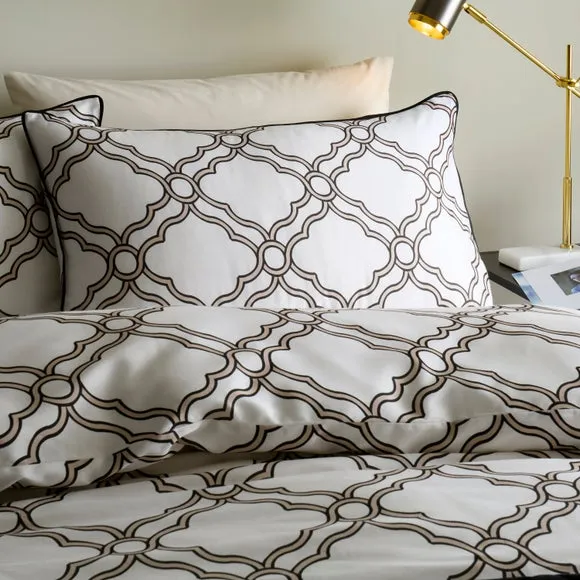 Hudson Trellis 100% Cotton Duvet Cover & Pillowcase Set 2