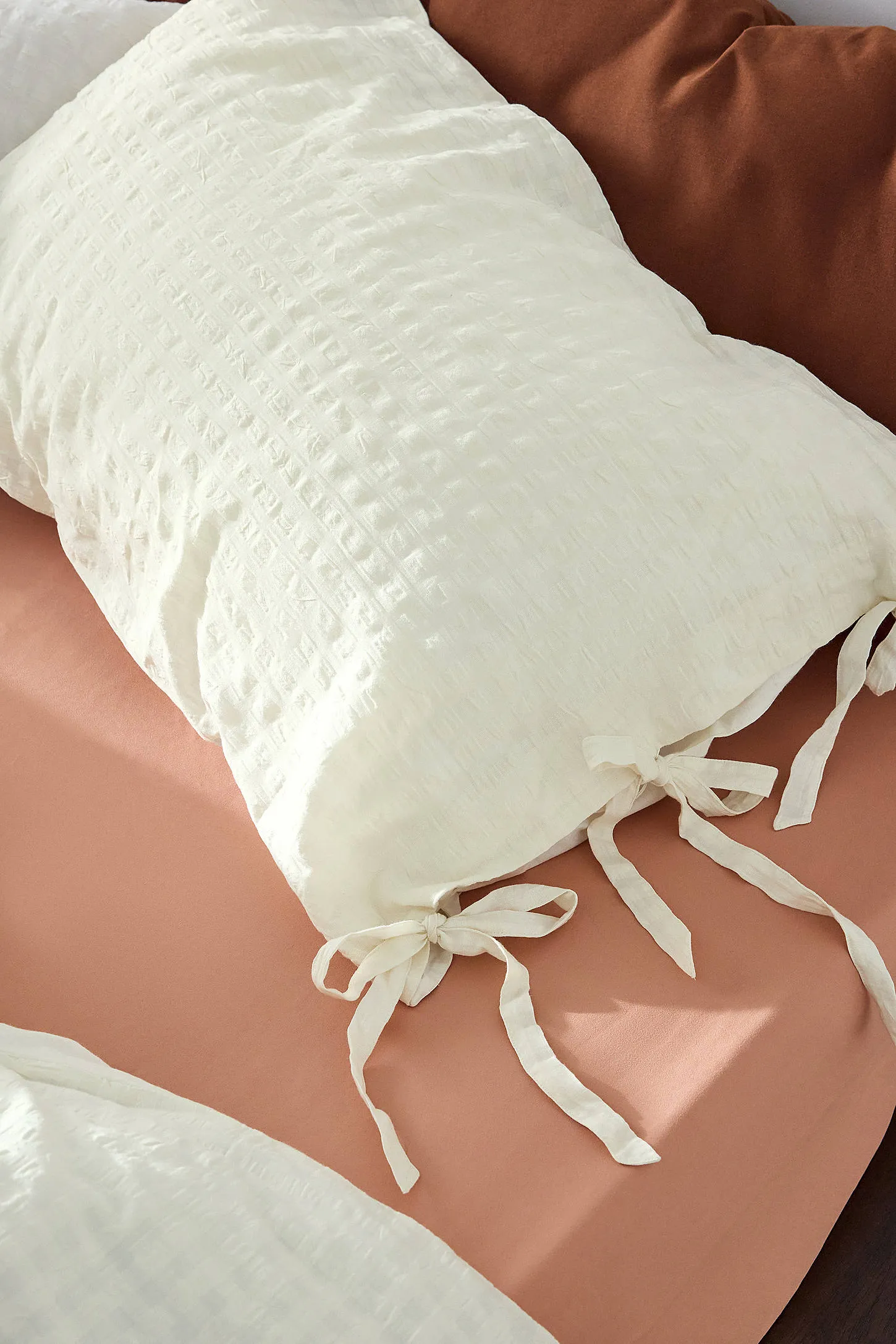 White Seersucker Duvet Set - White 5
