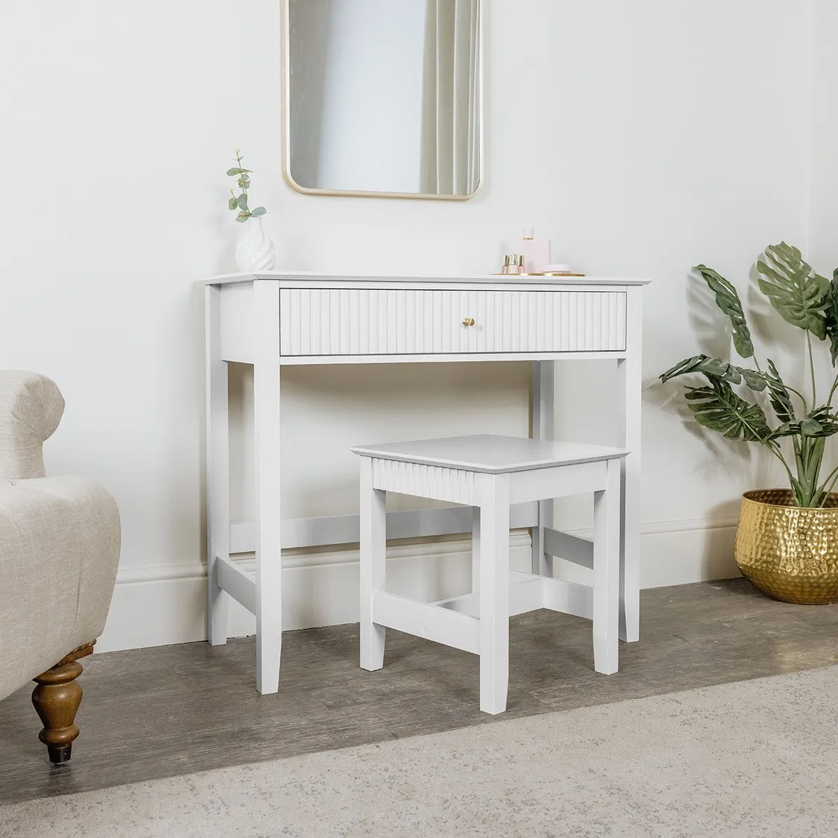 Melody Maison Dressing Table & Stool Set - Hales White Range