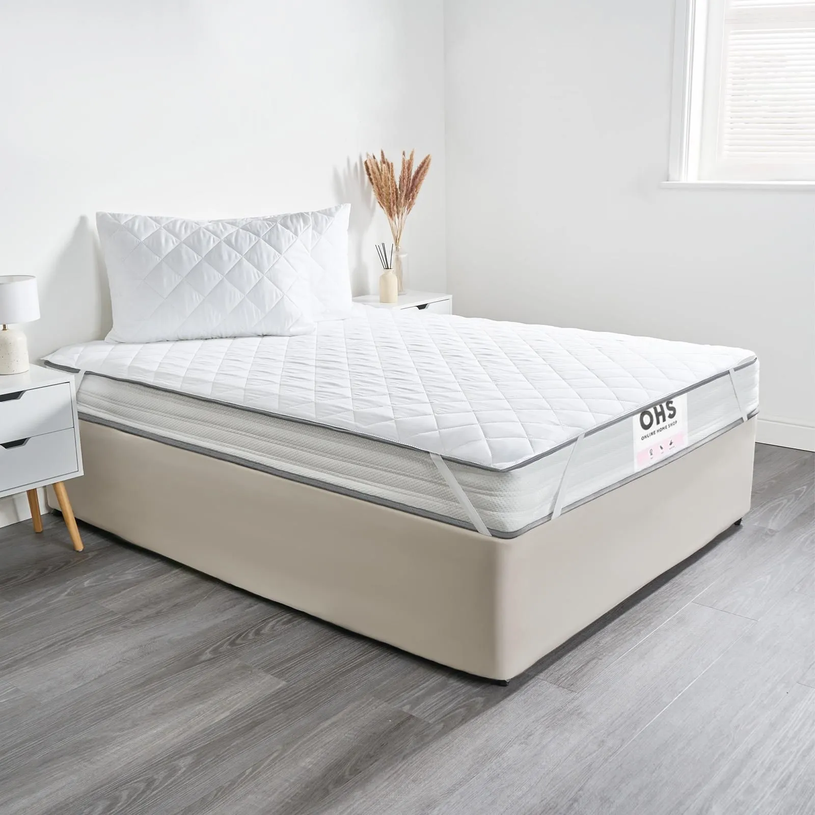 OHS Luxury Mattress Topper Soft Touch Protector Pinsonic Bed Cover in White