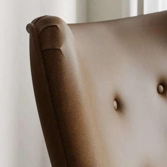 Sven Faux Leather Modern Wing Chair 4