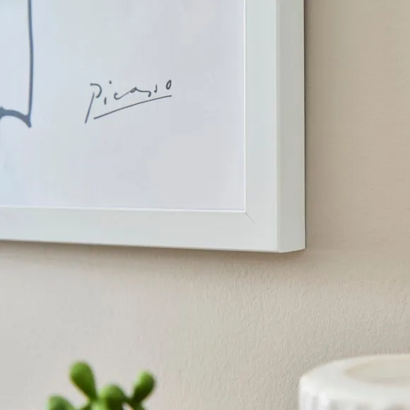 Essentials Photo Frame 2