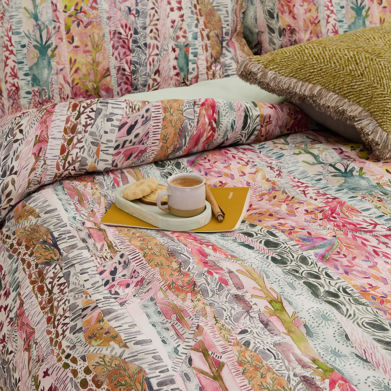 Voyage Maison Whimsical Tale Printed 100% Cotton Duvet Cover Set in Dusty Pink 3