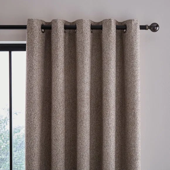 Branwick Eyelet Curtains 1