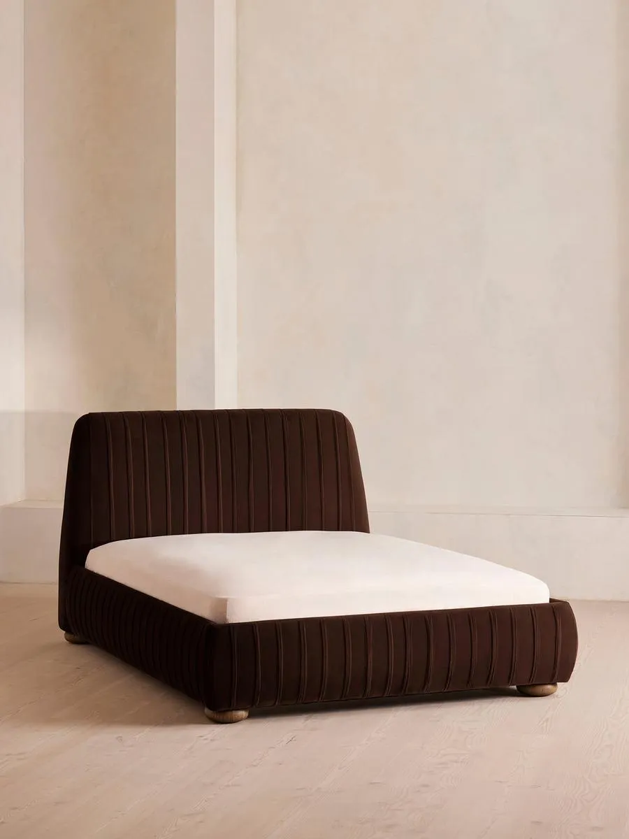 Vivienne Bed, King, Velvet, Chocolate