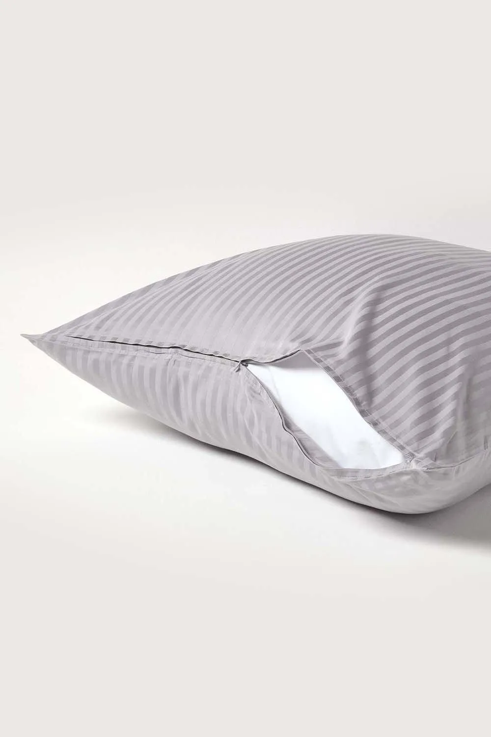 Homescapes Continental Egyptian Cotton Pillowcase 330 TC, 80 x 80 cm in Grey 3